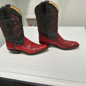 Rodeo Drive Red and black cowboy boots